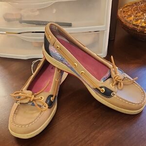 Sperry Topsider Boat Shoes Tan Pink And Navy Leather With Plaid Sequin Detail